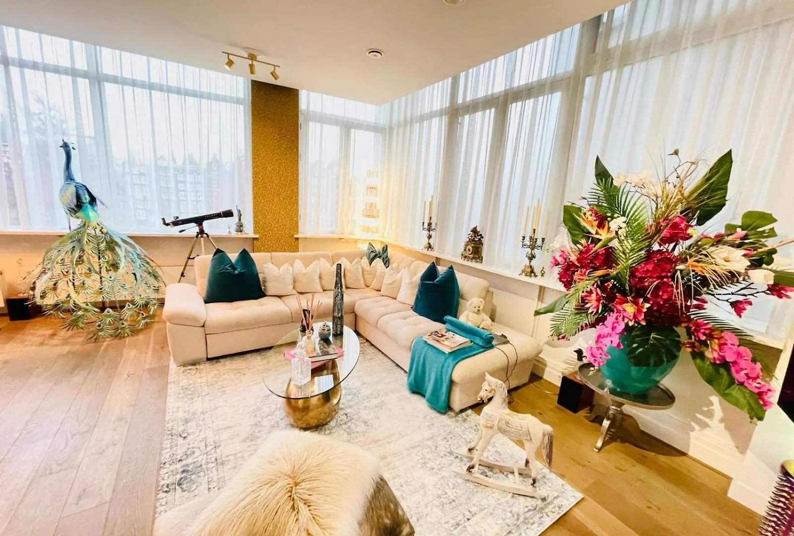 Luxury City Center Apartment With Canal View 1 Kingsize Bed And 1 Sleeping Sofa أمستردام
